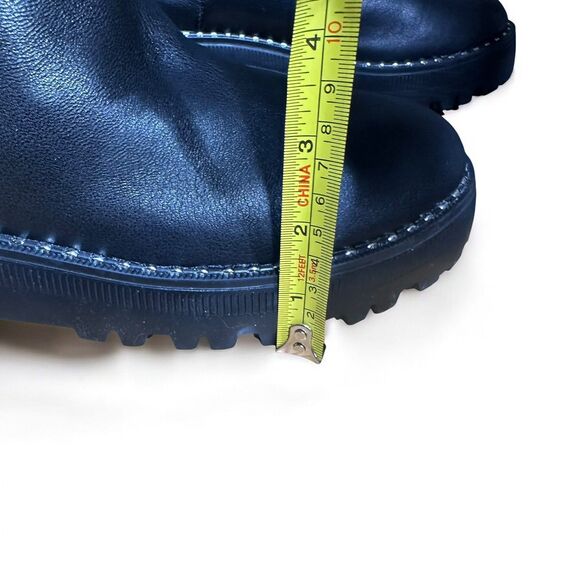 Kenneth Cole Boots Women's Size 7 Black Leather Radell Chelsea Chunky Lug Sole - Picture 10 of 12